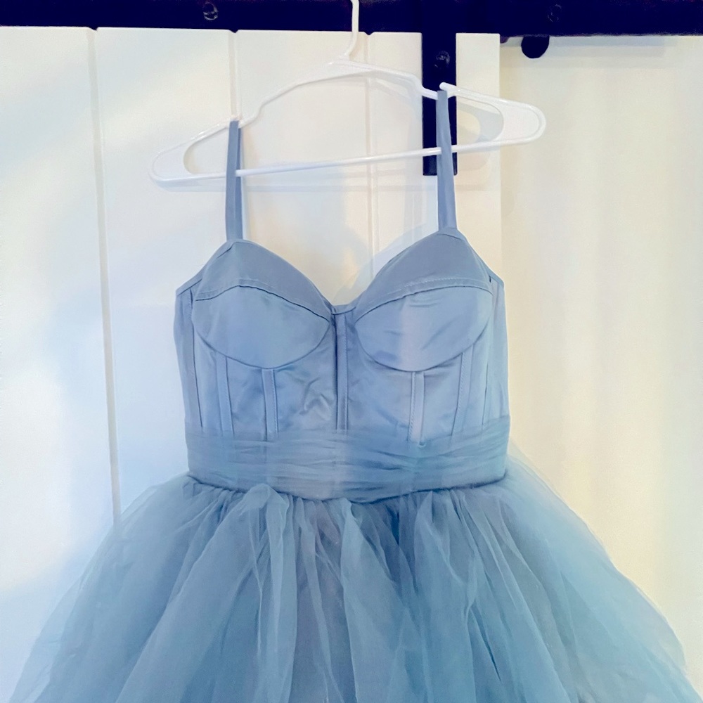 Corset top tulle prom dresses size 4